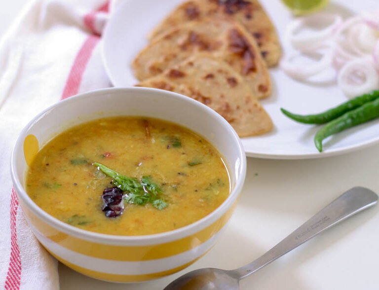 Discover the Aromatic Allure of Dal Lasooni: A Lentil Love Affair